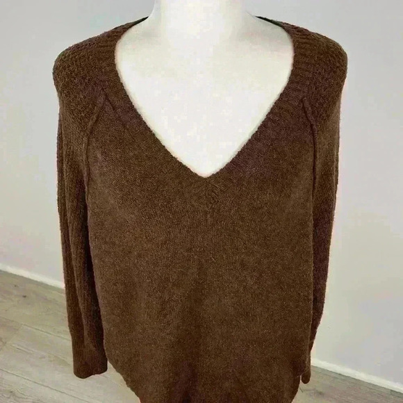Rue 21 Brown V-Neck Pullover Sweater Size XS - Picture 2 of 7